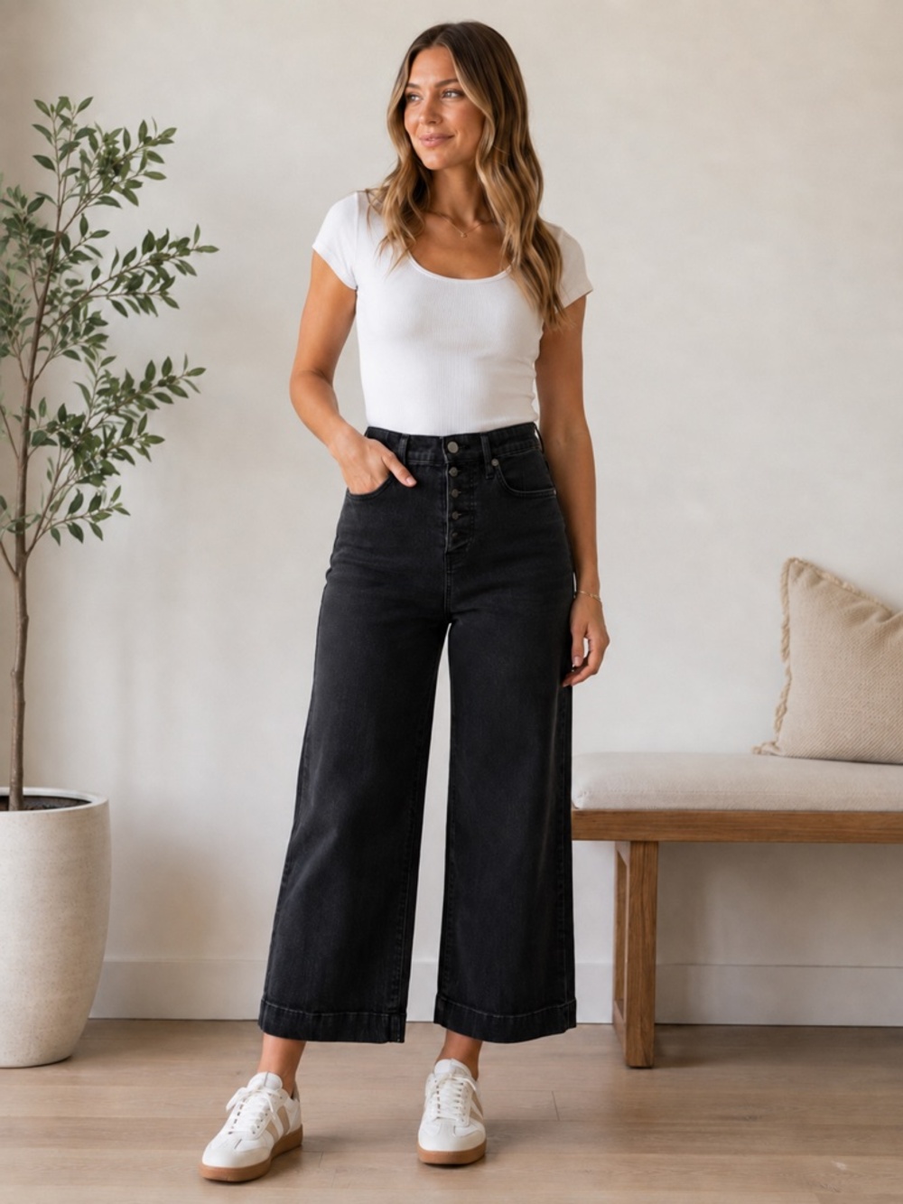 Banana Republic High Rise Wide Leg Crop Jeans 26/2 Black Wash NWT Button Fly